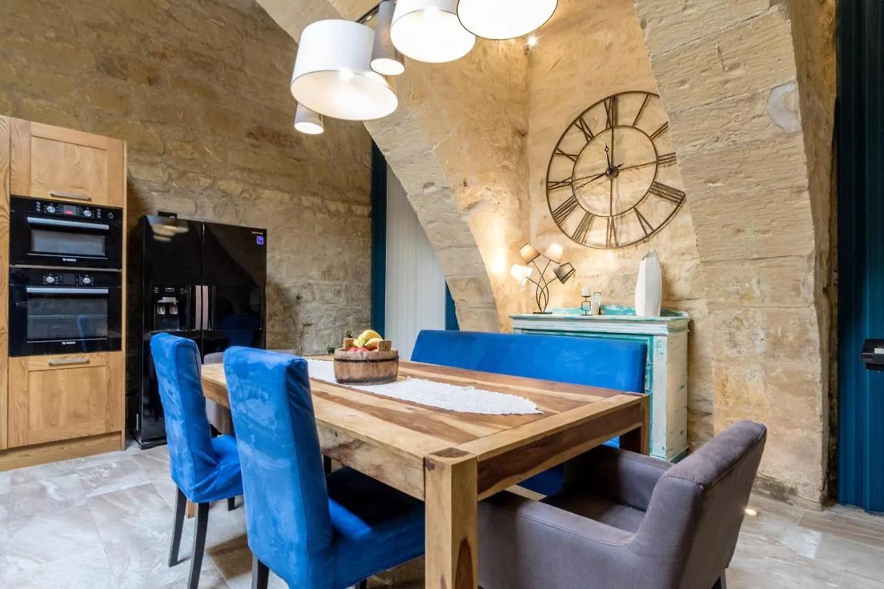 Luxurious Villa With Indoor Heated Pool Zurrieq 0*,
