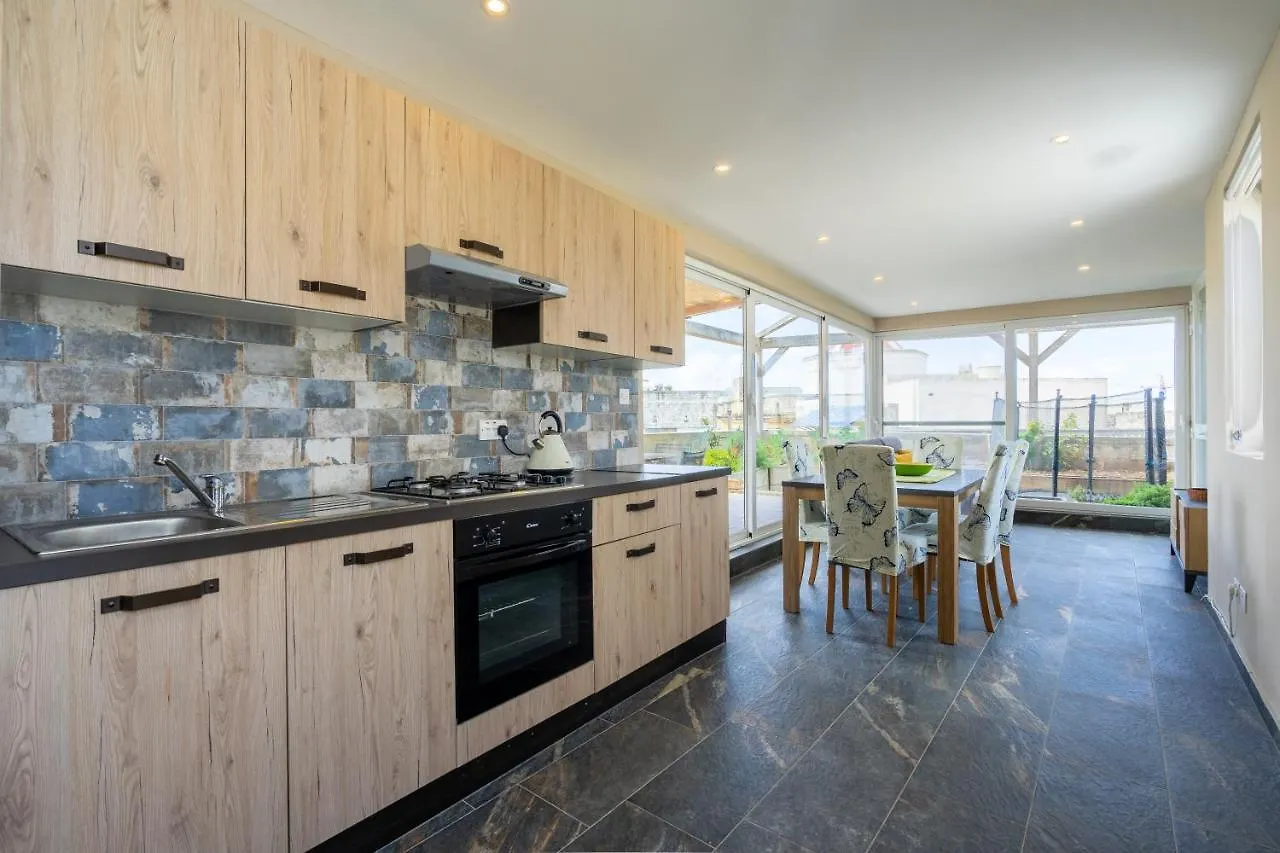 Luxurious Villa With Indoor Heated Pool Zurrieq Malta