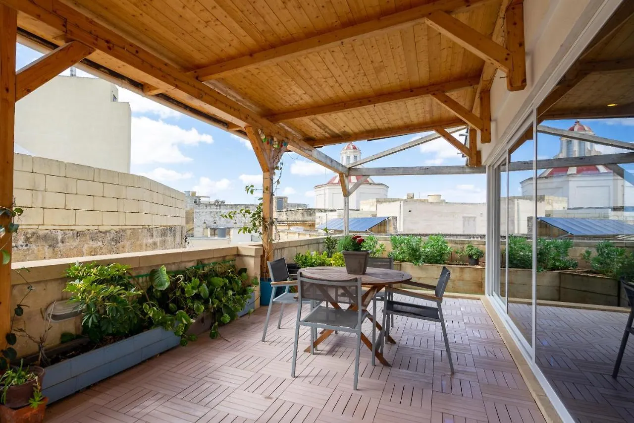 Luxurious Villa With Indoor Heated Pool Zurrieq