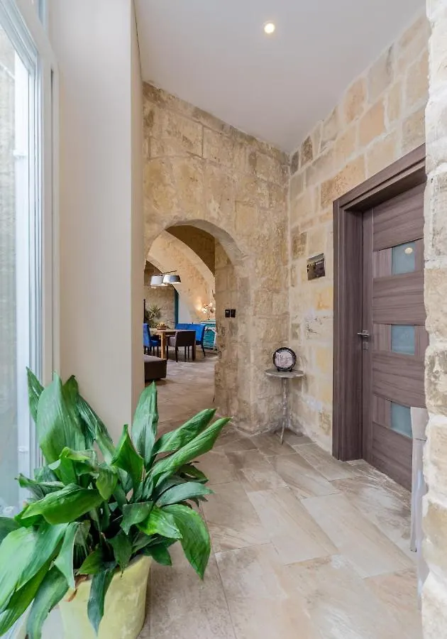 Luxurious Villa With Indoor Heated Pool Zurrieq Malta