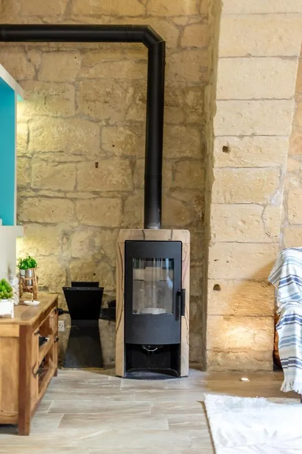 Luxurious Villa With Indoor Heated Pool Zurrieq