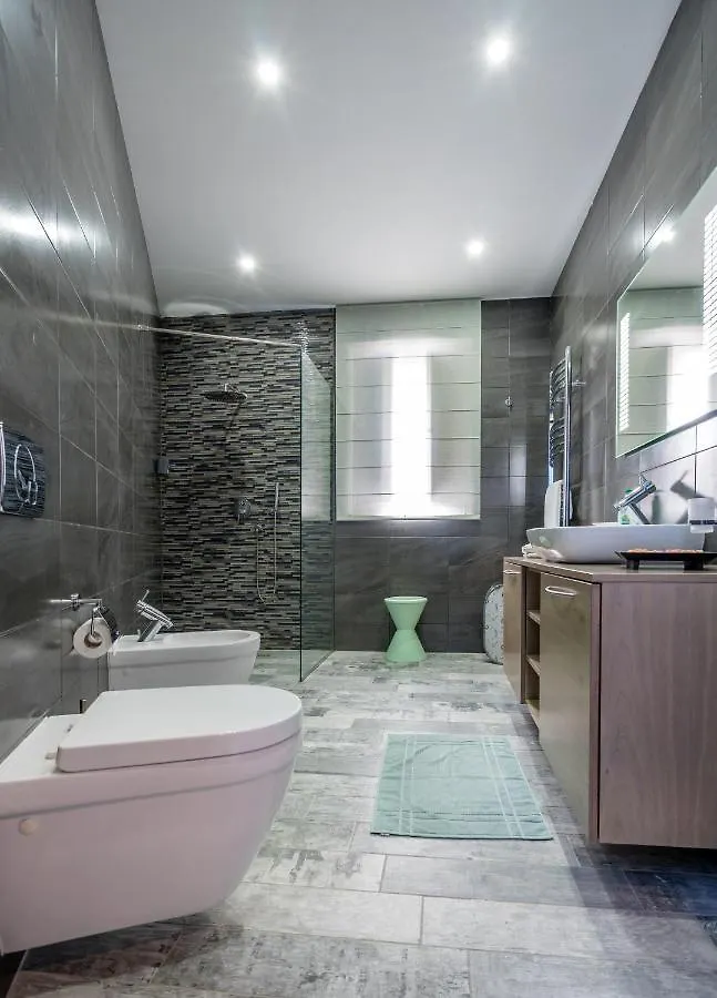 Luxurious Villa With Indoor Heated Pool Zurrieq
